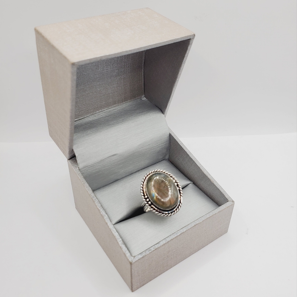 Genuine Oval Bezel Set Labradorite 925 Sterling Silver Ring - Picture 6 of 6
